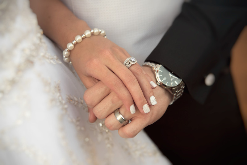 Weddingphotography-hands